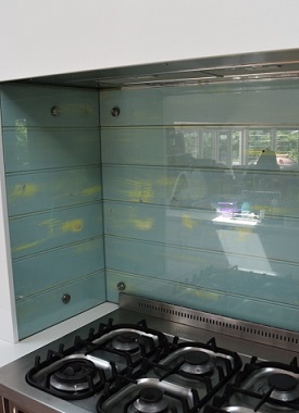 DIY Glass Splashbacks