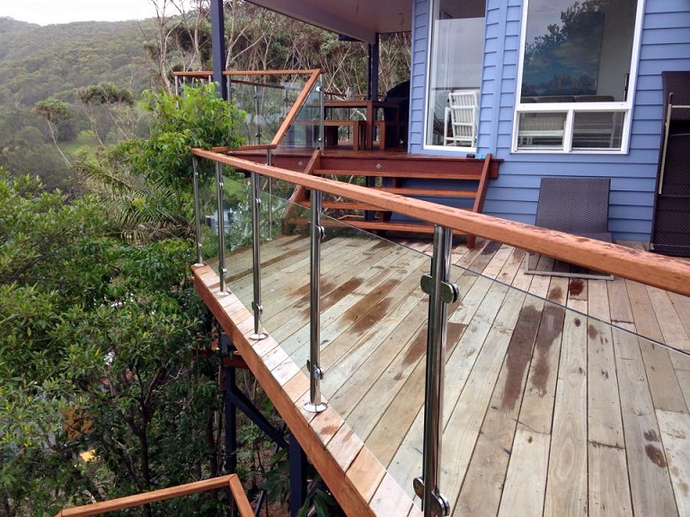 Deck Mount Using Posts with Timber Top Rail DIY Glass